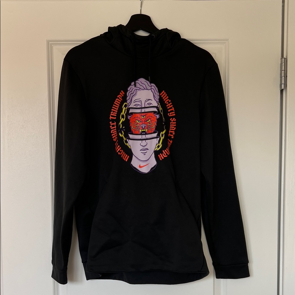 Nike Black Crewneck Sweater with Graphic Design